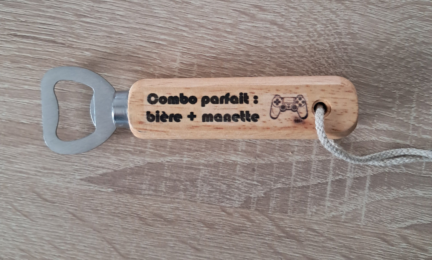 Décapsuleur sublimé