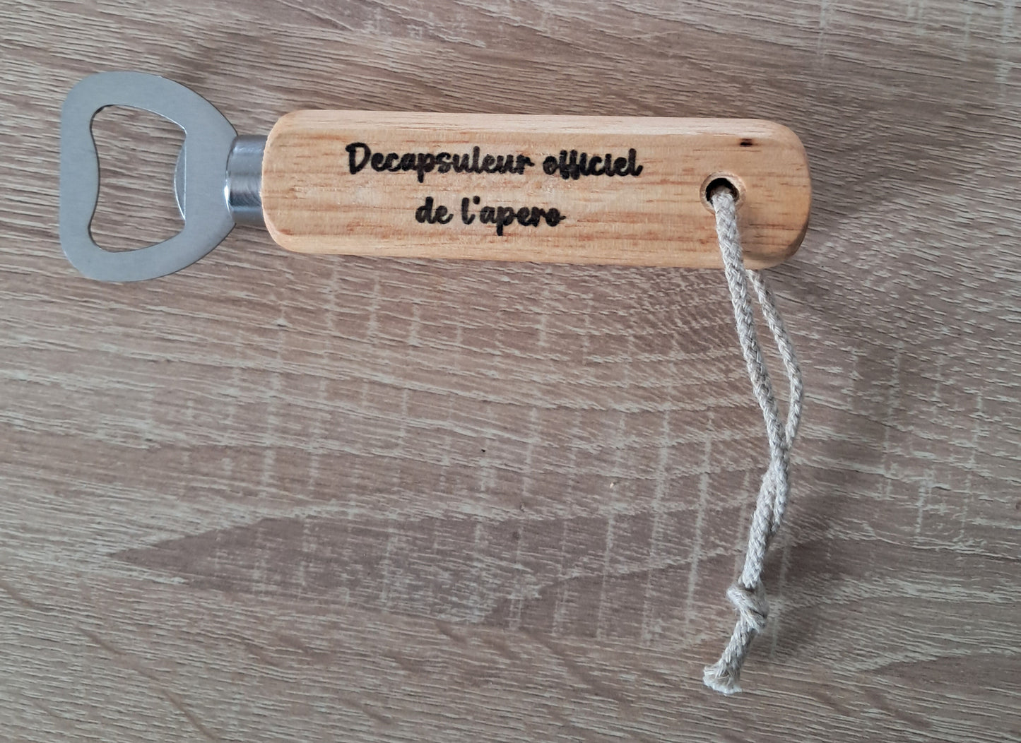 Décapsuleur sublimé